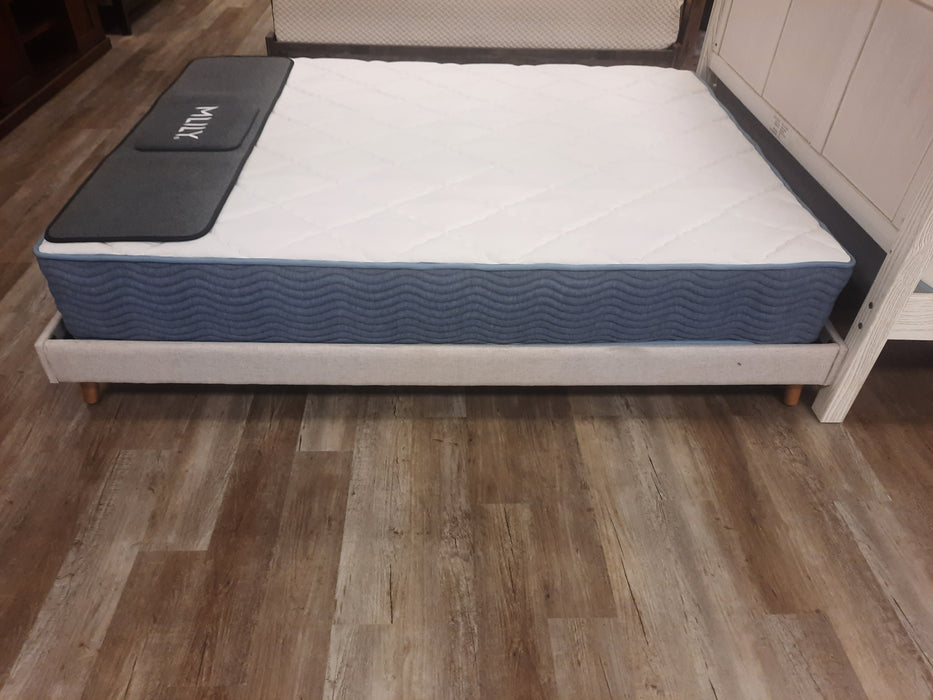 TANNALLY QUEEN BED FRAME