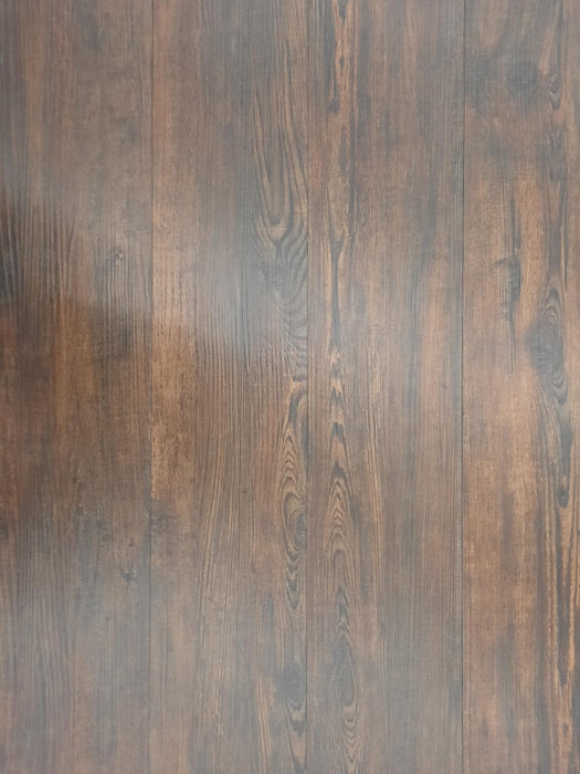 LUXURY VINYL PLANKS TRUFFLE PINE